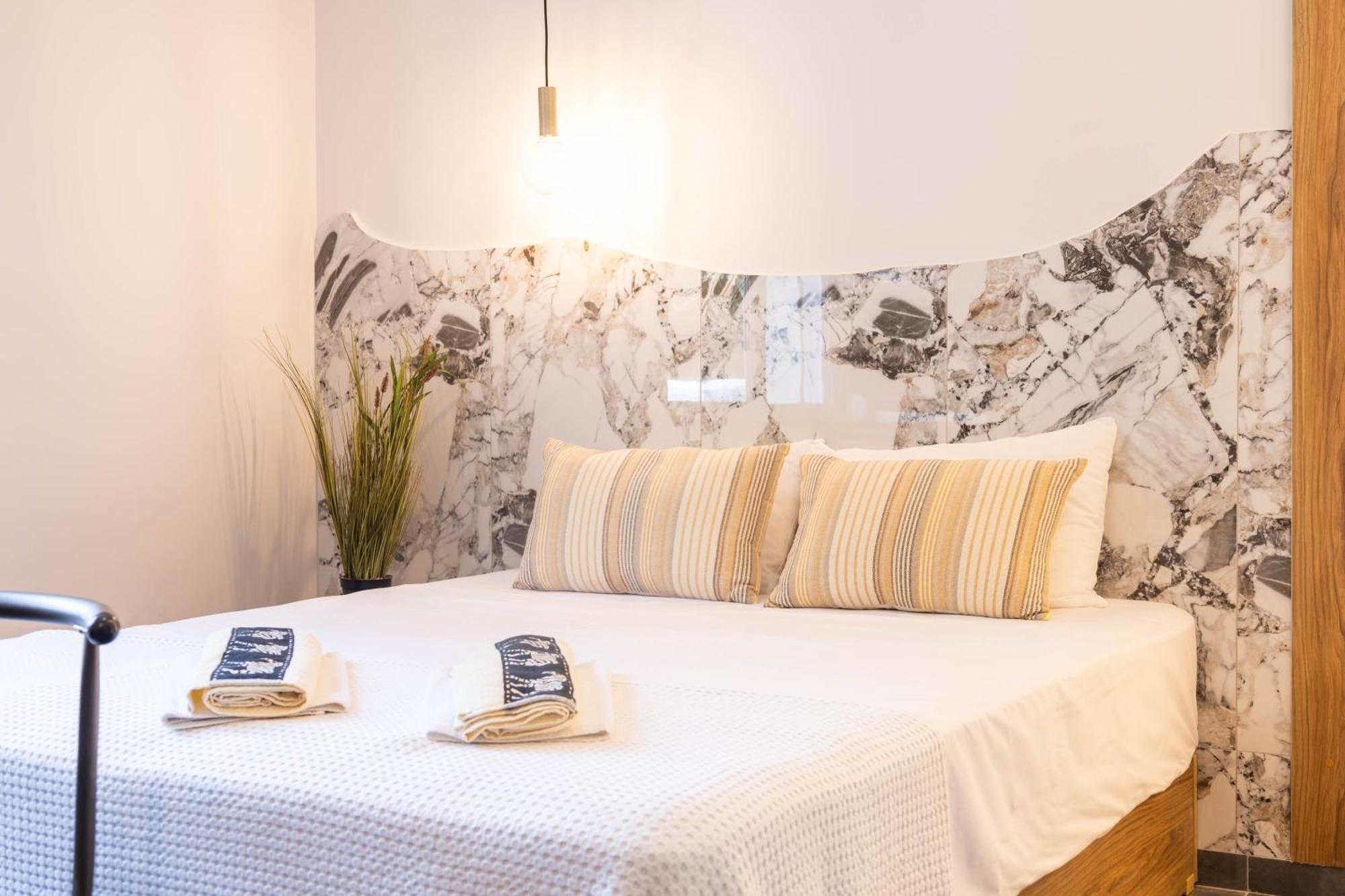 Hotel12 Leptokaryá Eksteriør billede